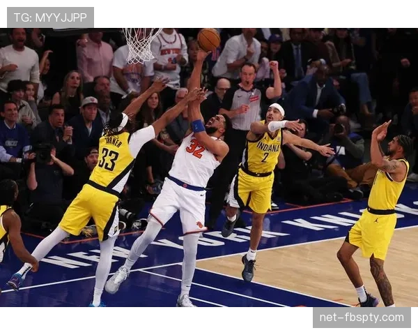 唐斯挡拆拉出空位三分，较上季拉开空间提升效率